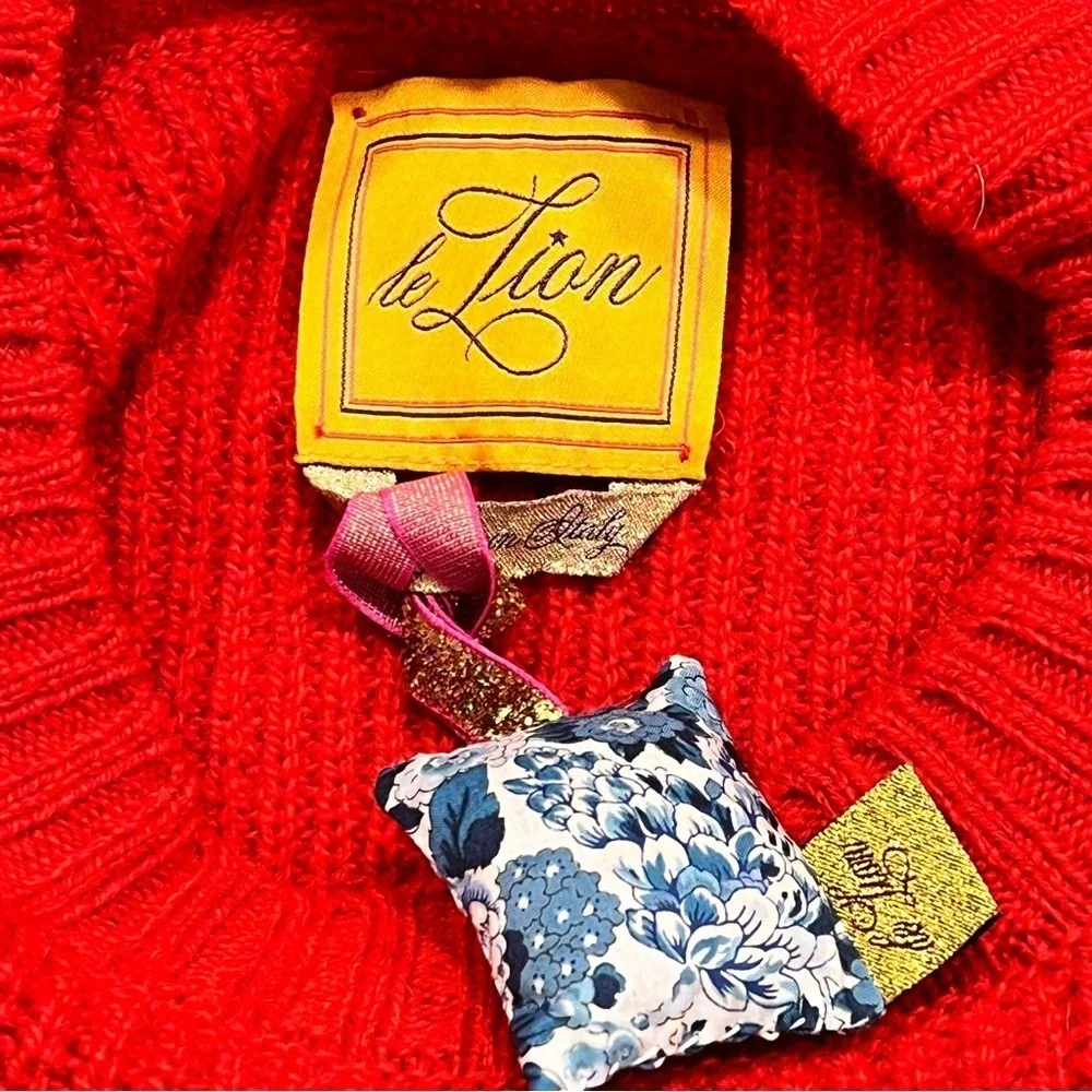 NWOT Le Lion Roncade Virgin Wool Floral Print Pullover Sweater Sz-S